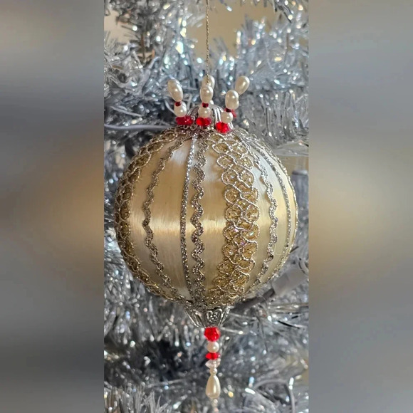 Beautiful Vintage Handmade Beaded Christmas Ornament | Silver Gold Red Pearl - Picture 1 of 4